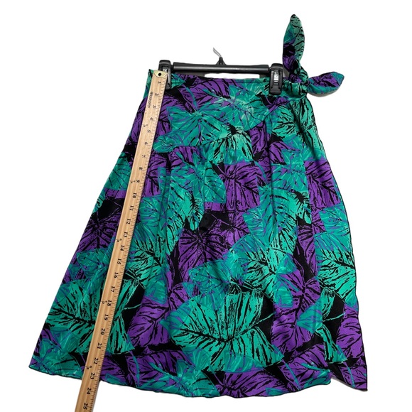 Catalina Women’s Leaf Print Tie Waist Sarong Swim Cover-Up Size:S - Picture 3 of 4